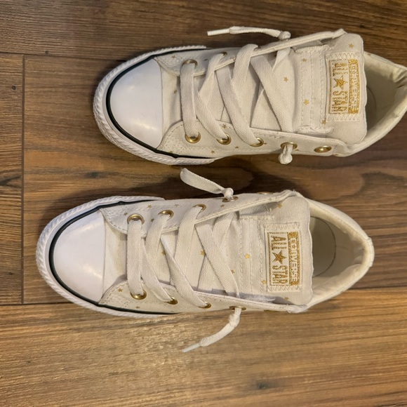 White Converse with gold stars - Picture 6 of 11